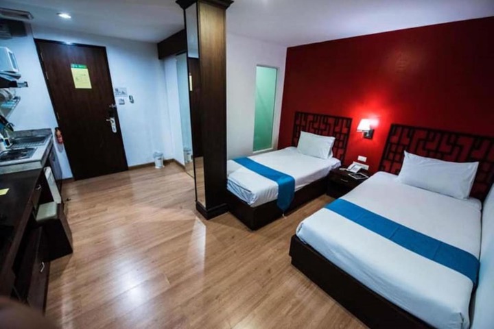 Room 14 of 71