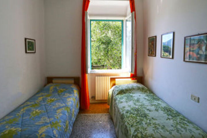 Room 57 of 105