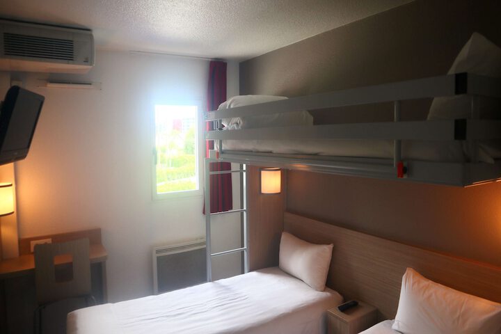 In-room business center