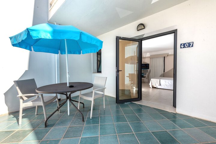 Terrace/Patio 50 of 128