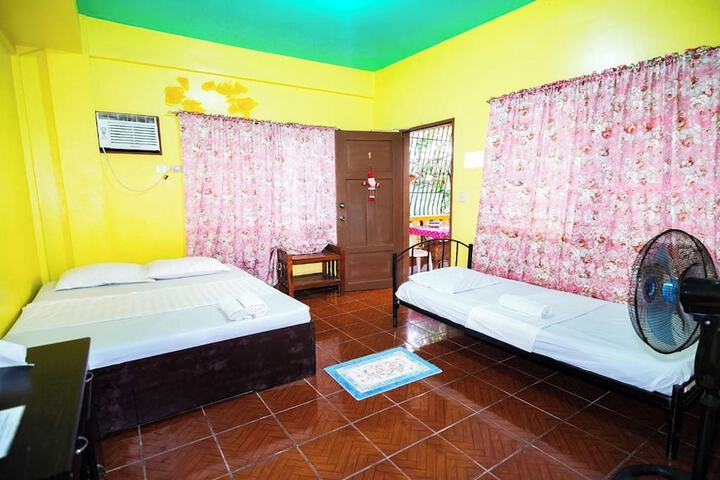 Room 16 of 65