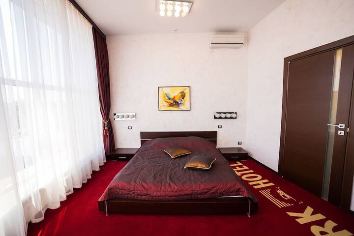 Room 13 of 50