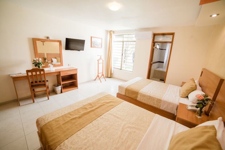 Room 14 of 38