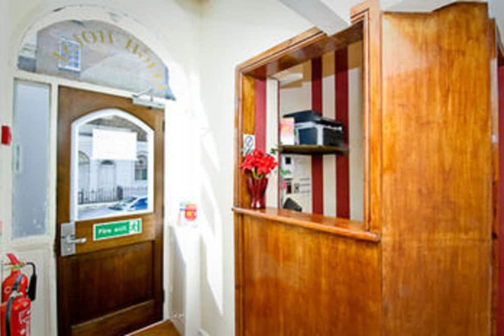 Guest Lobby