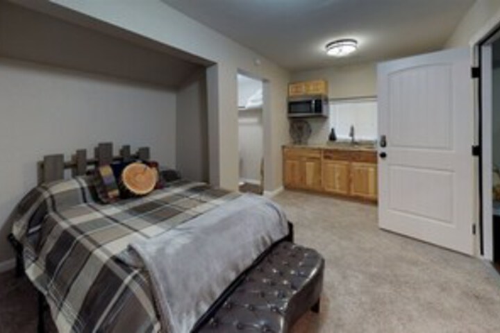 Room 22 of 28