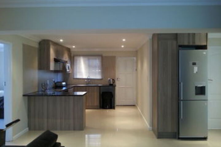 Room 8 of 10