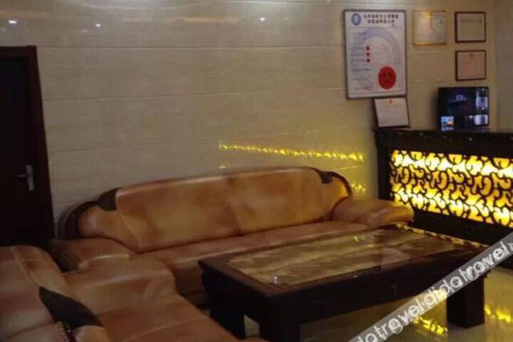 Hotel Interior 4 of 22