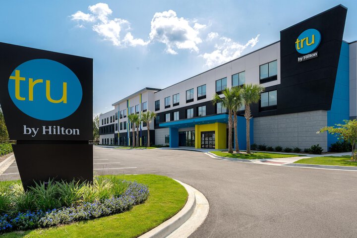 Tru by Hilton Brunswick in Brunswick, GA