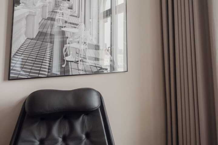 Room 105 of 203
