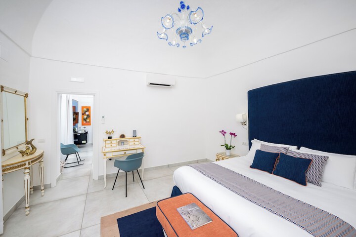Room 14 of 62