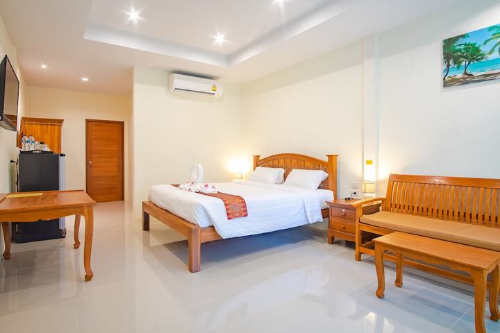 Room 14 of 38