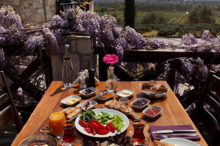 Breakfast/Coffee Service 83 of 123