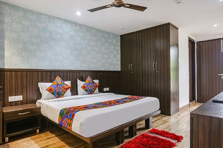 FabHotel RG Stay