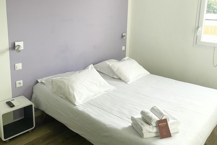 Room 13 of 36