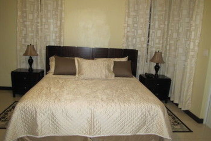 Room 14 of 37