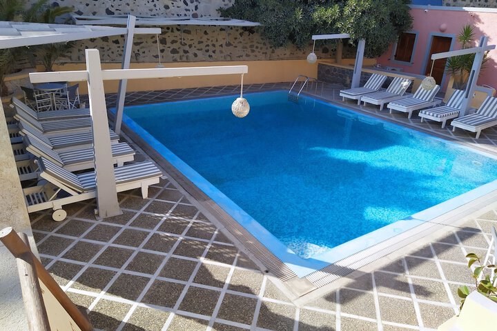 Pool 47 of 57