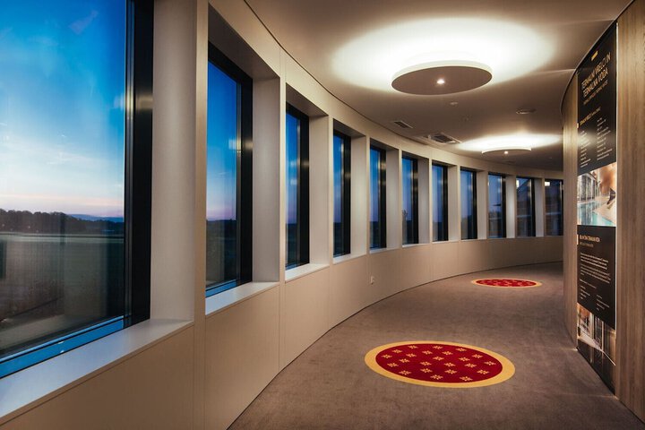 Hotel Interior 148 of 165