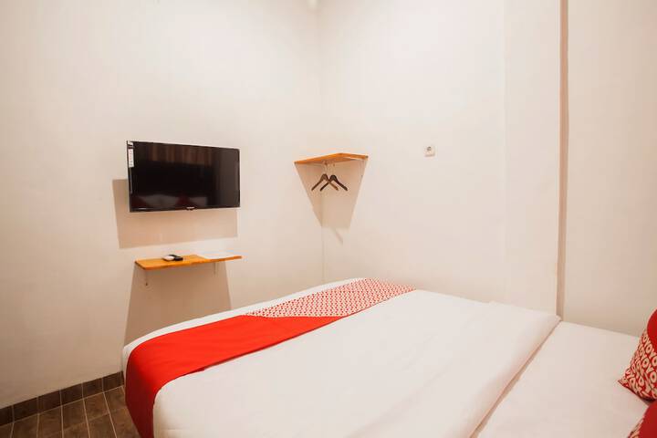 Room 9 of 23
