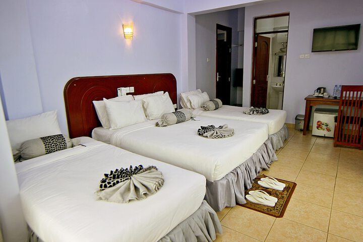 Room 20 of 143