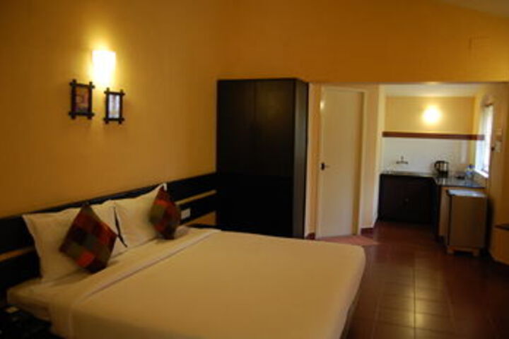 Room 10 of 53
