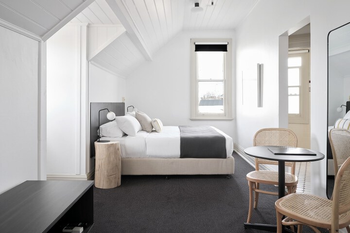 Room 21 of 30