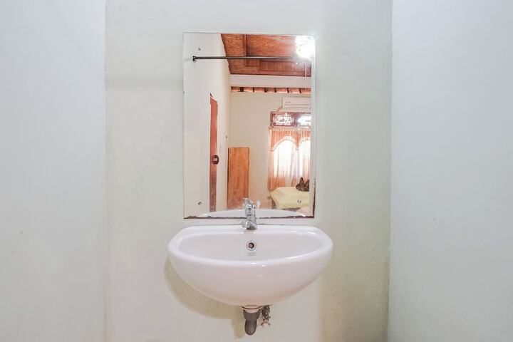 Room 44 of 54