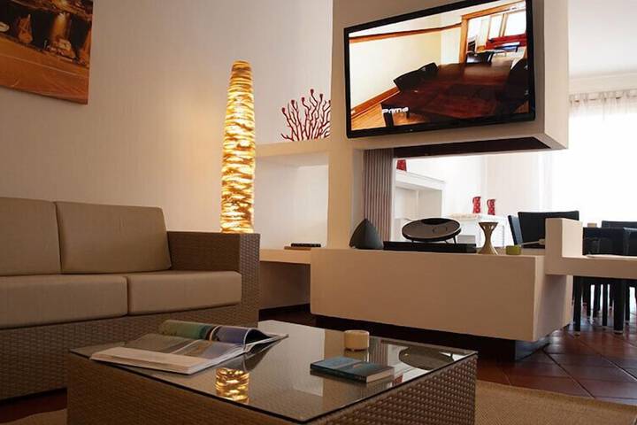 Hotel Interior 5 of 41