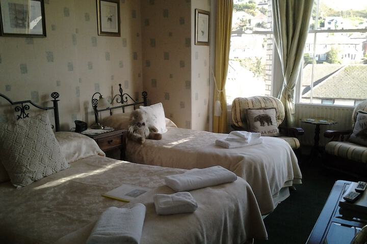 Room 29 of 37