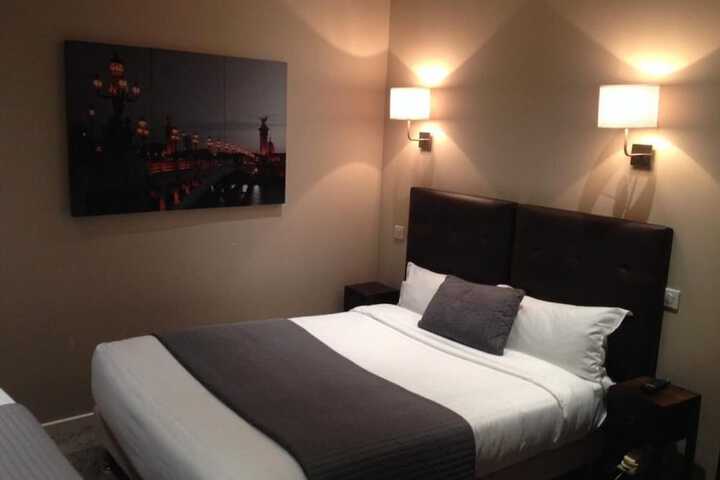 Room 22 of 47