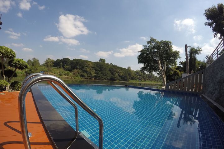 Pool 25 of 56