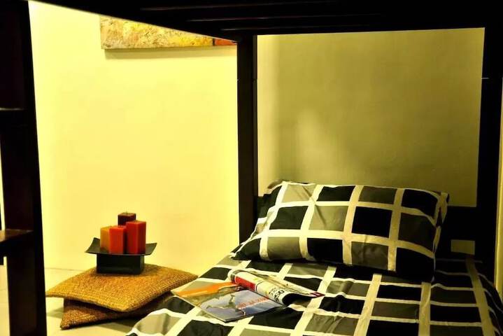 Room 7 of 47
