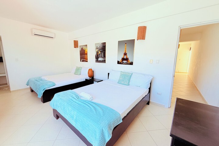 Room 74 of 213