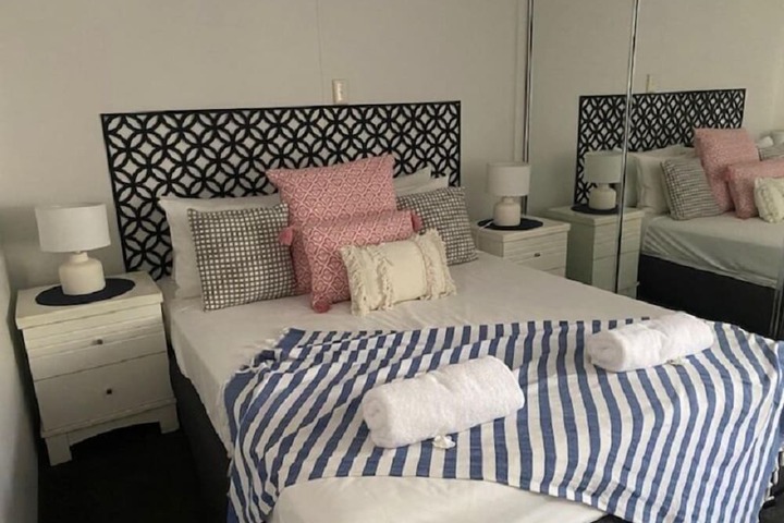 Room 34 of 65