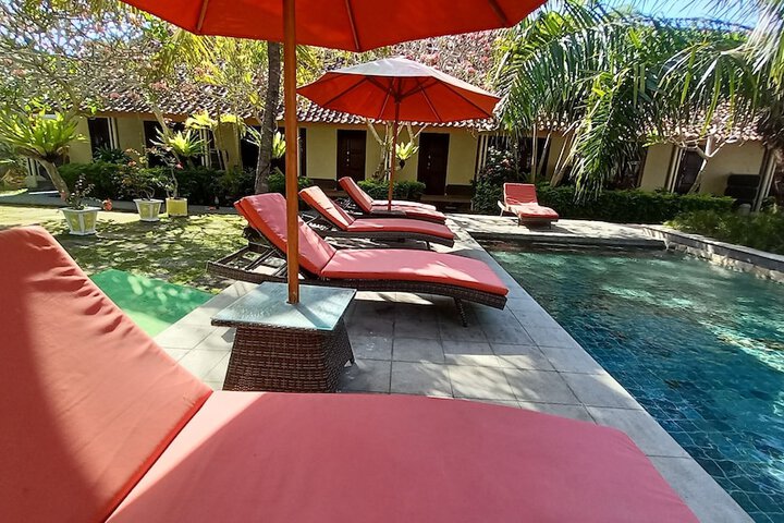 Pool 35 of 61