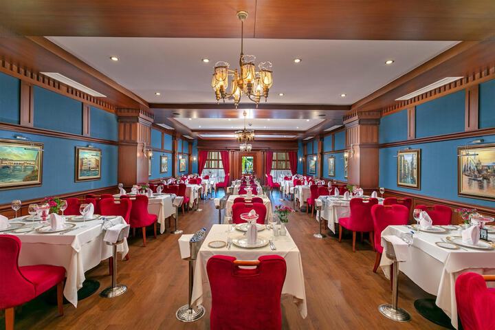 Dining 98 of 164