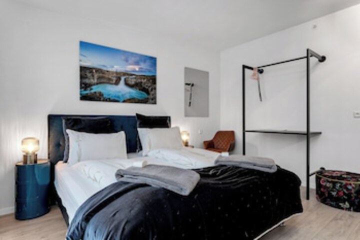 Room 76 of 219