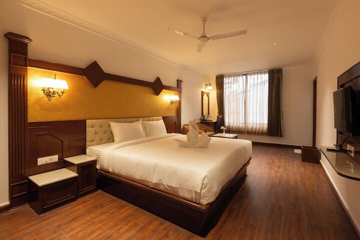 Room 7 of 20