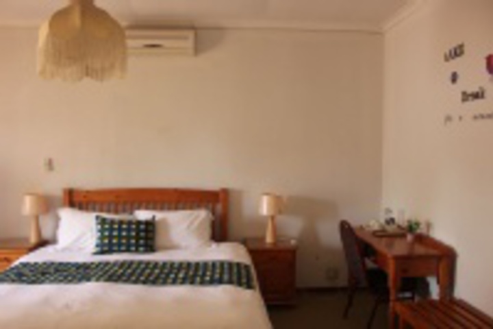Room 174 of 288