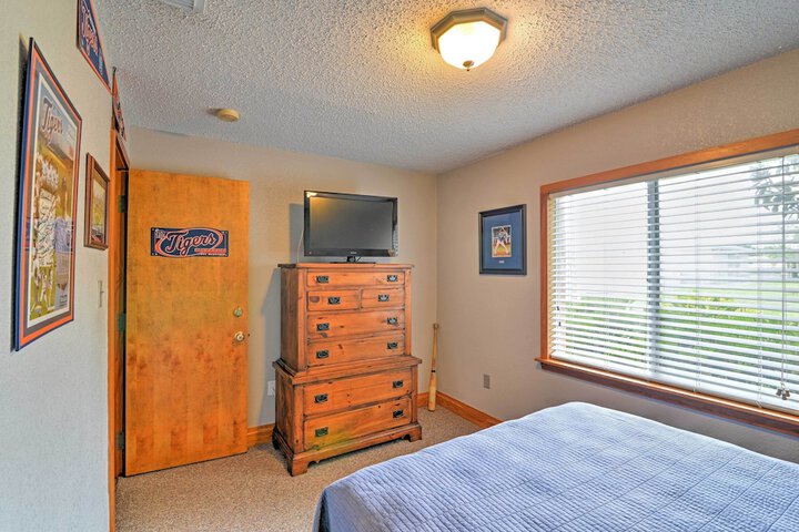 Room 5 of 24