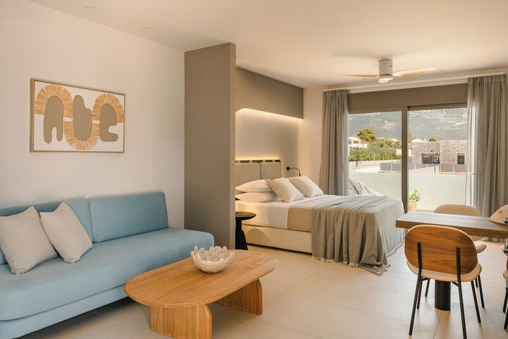 Room 115 of 214