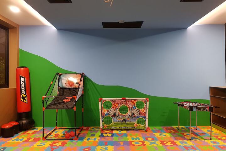 Childrens Activities 82 of 118
