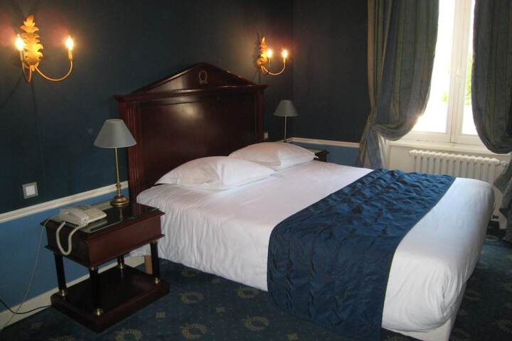 Room 11 of 65