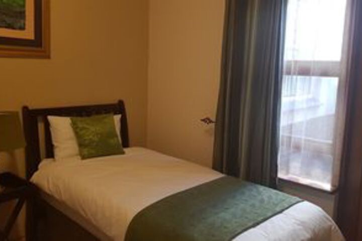 Room 14 of 31