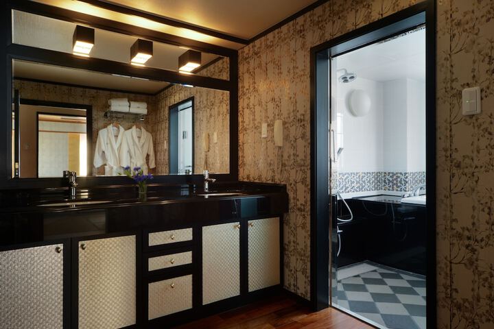 Bath Interior