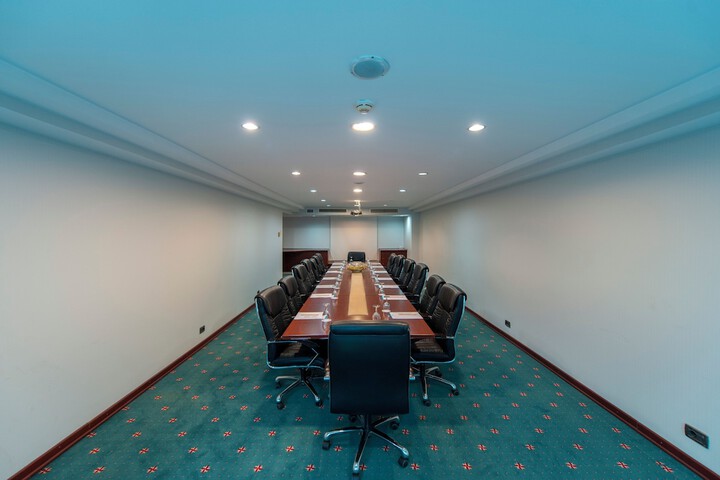 Ballroom/Hall 20 of 23