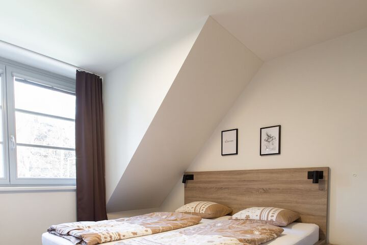 Room 40 of 194