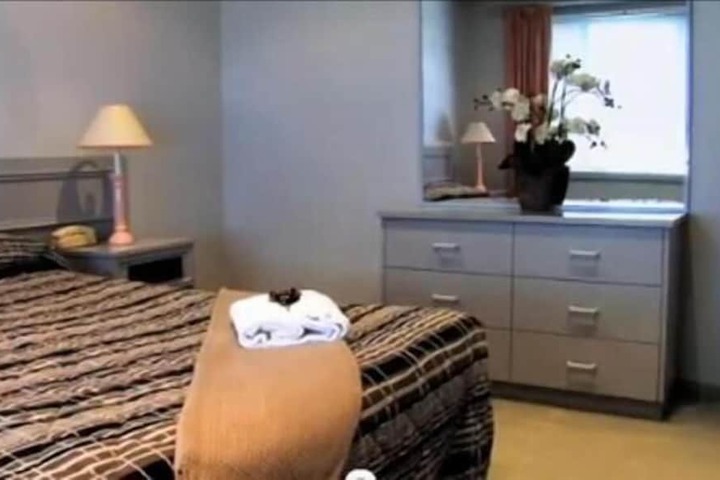 Room 7 of 19