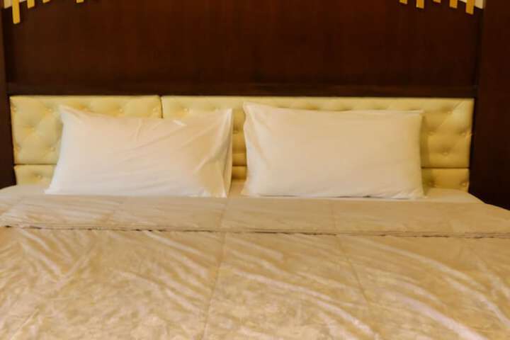 Room 14 of 25