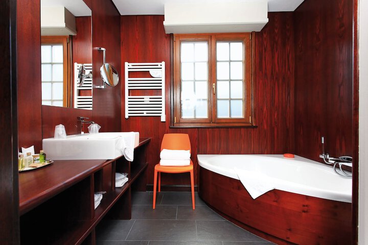 Bath Interior