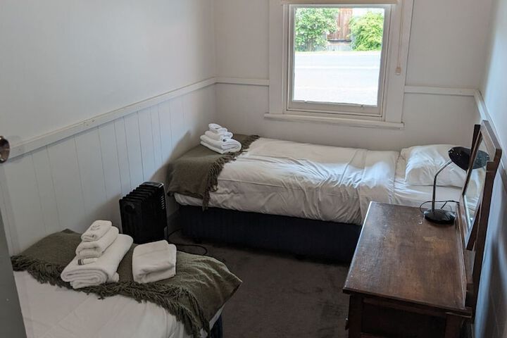 Room 4 of 31